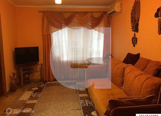 Продам 4-комнатную квартиру, 60.7 м2, Краснодар, Южная улица, 26, Южная улица