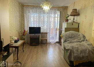 Продается 1-комнатная квартира, 33 м2, Татарстан, улица Комиссара Габишева, 19Б