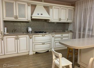 Продажа 4-ком. квартиры, 115 м2, Ставрополь, улица Михаила Морозова, 38, микрорайон № 1