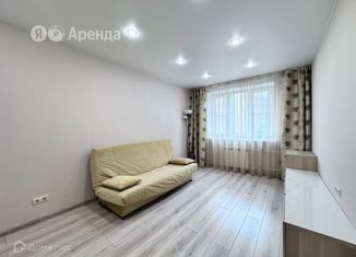 Сдается 1-комнатная квартира, 38 м2, Санкт-Петербург, улица Валерия Гаврилина, 5