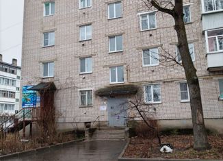 Продажа 2-комнатной квартиры, 47 м2, Тверская область, Коммунистическая улица, 33