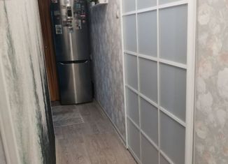 Продается трехкомнатная квартира, 58 м2, Нижний Новгород, улица Никиты Рыбакова, 8, улица Никиты Рыбакова