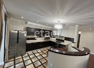 Продаю 5-ком. квартиру, 173.4 м2, Красноярск, Железнодорожный район, улица Менжинского, 11А