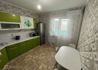 Продам 2-комнатную квартиру, 60 м2, Оренбург, проспект Победы, 155/7, ЖК Времена Года