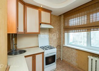 Продажа четырехкомнатной квартиры, 60 м2, Ульяновск, улица Варейкиса, 43, Железнодорожный район