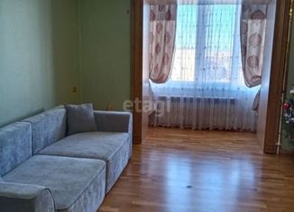 Продаю 3-комнатную квартиру, 82 м2, посёлок городского типа Комсомольское, Зелёная улица, 31