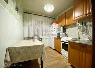 Продам 2-комнатную квартиру, 43.6 м2, Мурманская область, улица Капитана Орликовой, 5