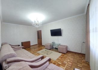 Продаю трехкомнатную квартиру, 72 м2, Нальчик, район Стрелка, Тырныаузский проезд, 14