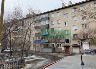 Продается 4-комнатная квартира, 62 м2, Забайкальский край, Ленинградская улица, 54