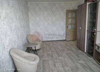 Продается 3-ком. квартира, 61.6 м2, Камышин, улица Степана Разина, 11