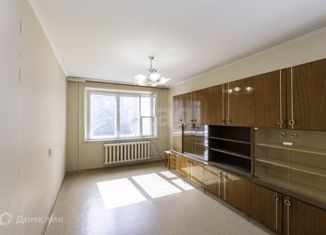 Продажа 3-ком. квартиры, 66 м2, Тюменская область, улица Энергетиков, 45А