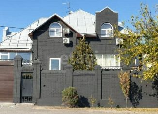 Сдача в аренду дома, 400 м2, Ростовская область, 16-я улица, 448