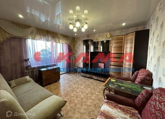 Продается двухкомнатная квартира, 44 м2, Татарстан, улица Шамиля Усманова, 66