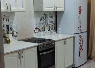 Продаю 3-ком. квартиру, 62.4 м2, Муравленко, улица Нефтяников, 46