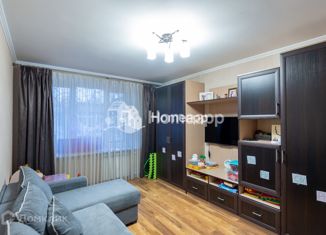 Продаю двухкомнатную квартиру, 40 м2, Москва, улица Демьяна Бедного, 17к1, метро Народное Ополчение