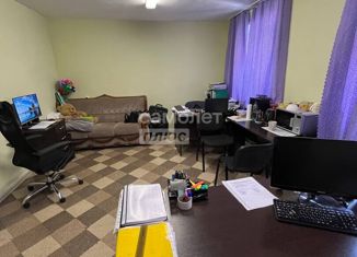 Продаю 3-ком. квартиру, 89.6 м2, Забайкальский край, Смоленская улица, 49