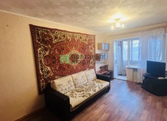 Сдается в аренду 3-ком. квартира, 61 м2, Энгельс, улица Волоха, 1