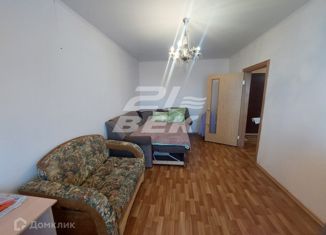 2-ком. квартира на продажу, 55 м2, Курская область, проспект Вячеслава Клыкова, 22