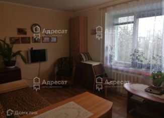 Продажа 3-комнатной квартиры, 63 м2, Волгоград, улица Полухина, 2/2