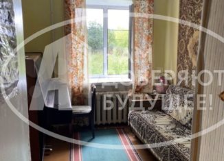 Продается четырехкомнатная квартира, 64 м2, Чусовой, улица Челюскинцев, 12А