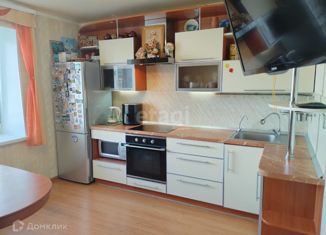 Продажа 2-комнатной квартиры, 72.7 м2, Вологодская область, Шекснинский проспект, 25
