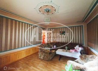 Продается 4-ком. квартира, 71.5 м2, Добрянка, переулок Строителей, 3Б