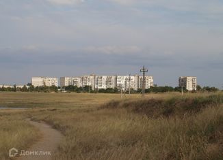 Продажа участка, 6 сот., посёлок городского типа Новоозёрное, Центральная площадь