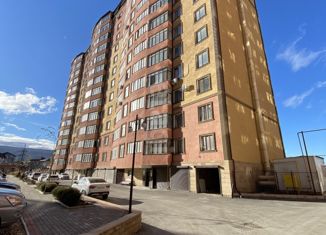 Продается 3-ком. квартира, 98 м2, Махачкала, улица Хаджи Булача, 16Б, ЖК Ак-Гёль