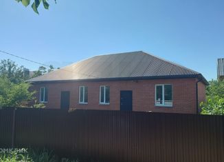 Продаю таунхаус, 62 м2, Новокубанск