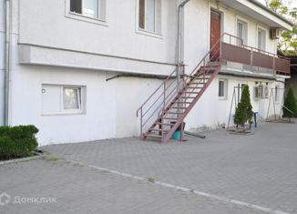 Сдается в аренду дом, 207 м2, Евпатория, улица Кропоткина, 54