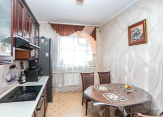 Продается 2-ком. квартира, 75.3 м2, Новосибирская область, улица Островского, 55