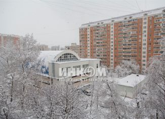 Сдам в аренду 1-комнатную квартиру, 36 м2, Москва, улица Дыбенко, 6к3, улица Дыбенко