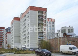 Продаю 2-ком. квартиру, 10 м2, Сургут, улица Флегонта Показаньева, 10/1