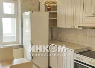 3-ком. квартира в аренду, 82 м2, Москва, улица Маршала Малиновского, 8, улица Маршала Малиновского