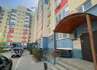 Продается 2-комнатная квартира, 55.1 м2, Астраханская область, улица Космонавтов, 18к3