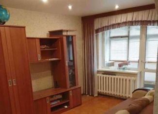 Трехкомнатная квартира на продажу, 58 м2, Костромская область, Сенной переулок, 15