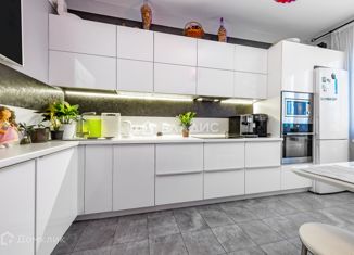 Продаю 2-ком. квартиру, 55.9 м2, поселок Бугры, ЖК Энфилд, Английская улица, 8