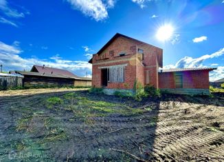 Продаю дом, 270 м2, село Барачаты, улица Ленина, 15