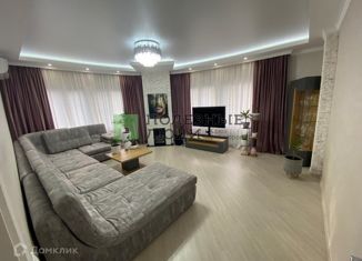 Продам 3-ком. квартиру, 95 м2, село Мысхако, Любимый переулок, 3