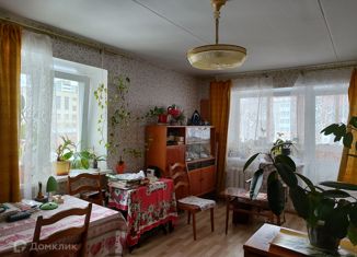 Продаю двухкомнатную квартиру, 43 м2, Екатеринбург, улица Сакко и Ванцетти, 111А, улица Сакко и Ванцетти