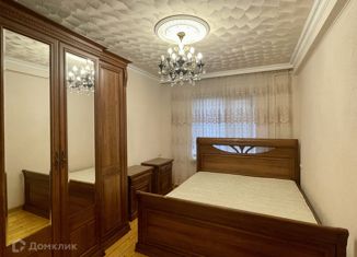 Продается 4-комнатная квартира, 85 м2, Грозный, улица Л.И. Яшина, 13, 6-й микрорайон