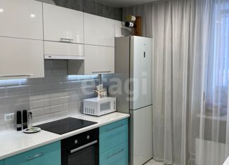 Продам 3-ком. квартиру, 72.5 м2, Екатеринбург, бульвар Есенина, 3, бульвар Есенина