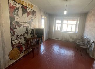 Продам 2-ком. квартиру, 44 м2, Арзамас, проспект Ленина, 125