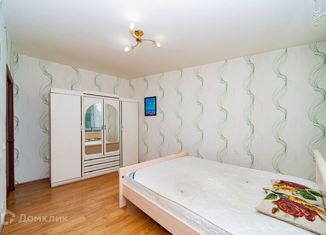 Продается 2-комнатная квартира, 62.6 м2, Екатеринбург, Рощинская улица, 39, ЖК Тихий Берег-2
