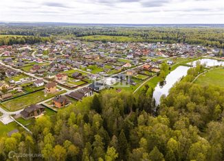 Продаю участок, 10.2 сот., коттеджный посёлок Медвежье Озеро, Ежевичная улица