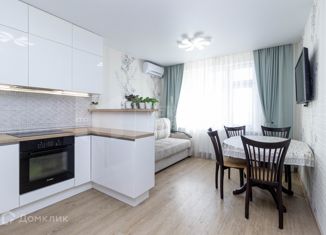 Продам двухкомнатную квартиру, 62.3 м2, Тюмень, улица Василия Подшибякина, 12, ЖК Гармония