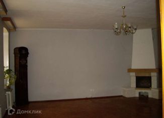 Продам четырехкомнатную квартиру, 243 м2, Саратов, Соляная улица, 4