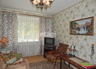 Продам 2-ком. квартиру, 41 м2, Костерёво, улица 40 лет Октября, 12