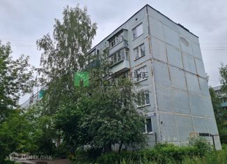 Продается 2-ком. квартира, 51.6 м2, Торжок, Красноармейская улица, 43