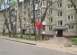 Продам двухкомнатную квартиру, 47.2 м2, Ярославль, проезд Ушакова, 1А, район Суздалка